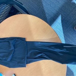 lulu lightweight joggers